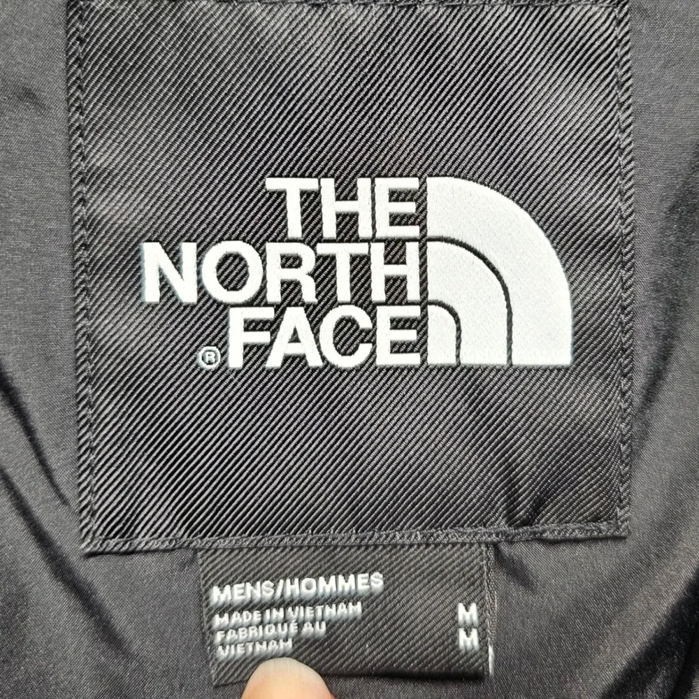 The North Face Dryvent Rain Jacket Mens Medium Black Hooded Waterproof Full Zip